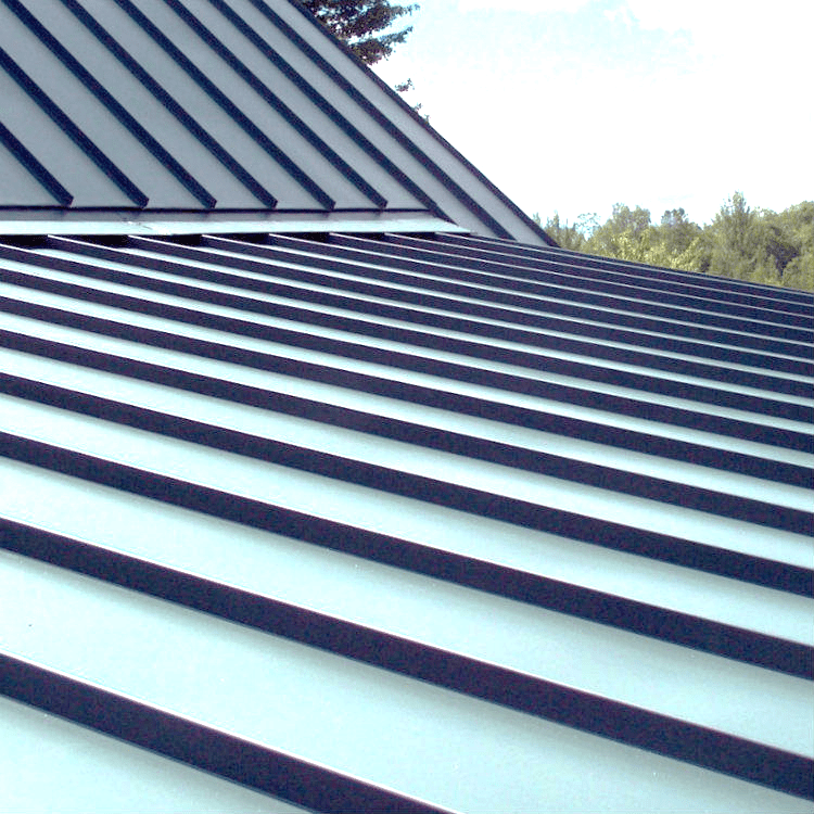 Benefits of a Metal Roof Covering Vs a Shingle Roof Covering